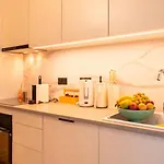 Towarowa Towers Atelier *