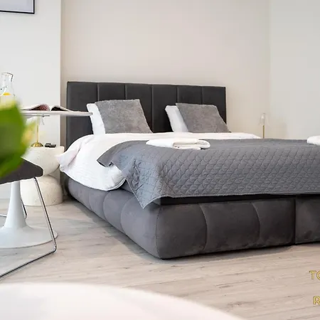 Towarowa Towers Atelier Apartamento Varsovia